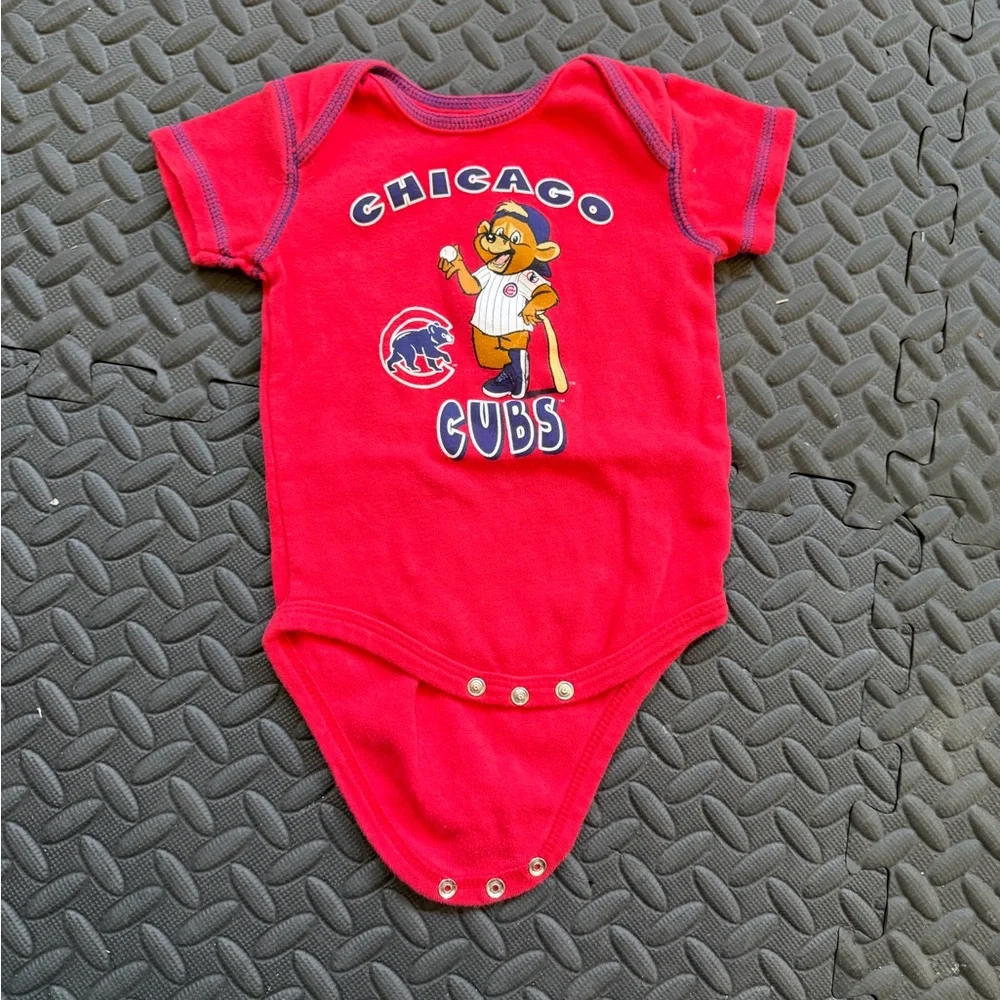 Genuine Merchandise Red Chicago Cubs Baby One-Piece Bodysuit